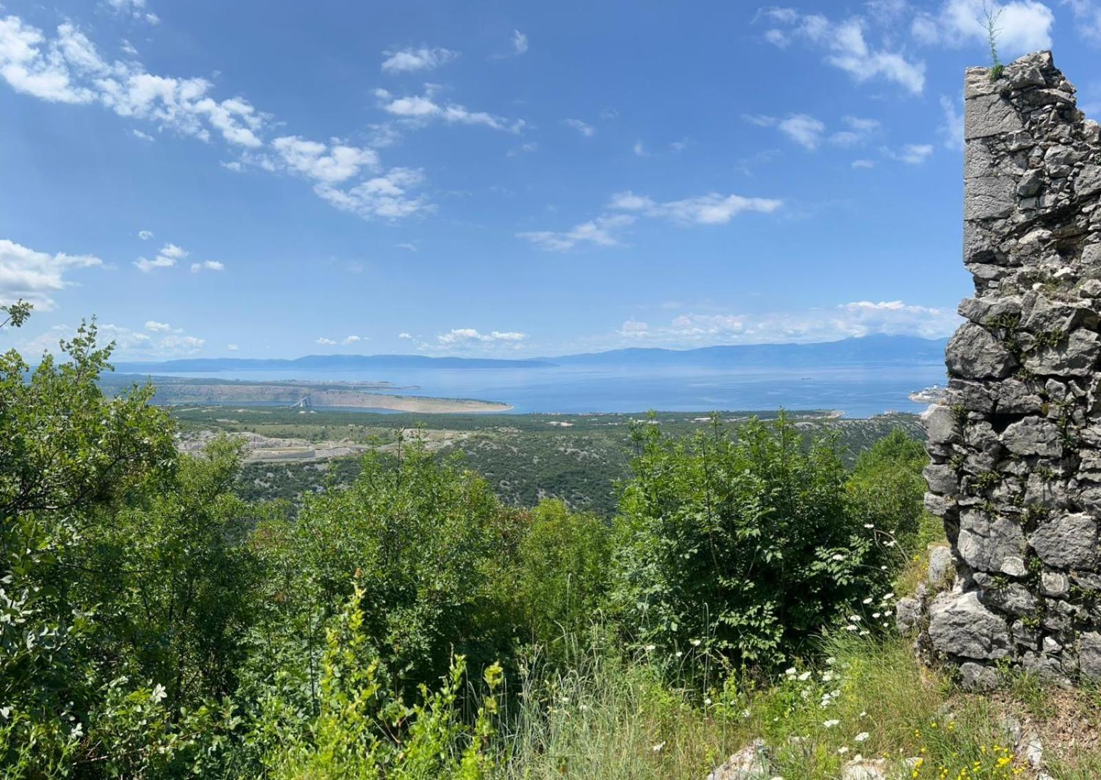 Veliki Barbara S Jacuzzijem Za Dvoje- Rijeka * Hreljin