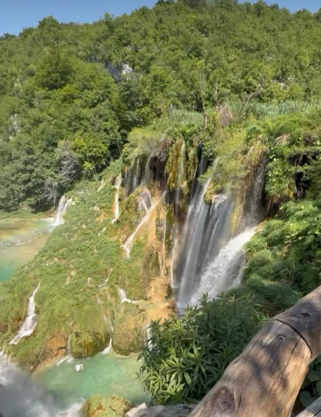 Veliki Barbara S Jacuzzijem Za Dvoje- Rijeka * Hreljin