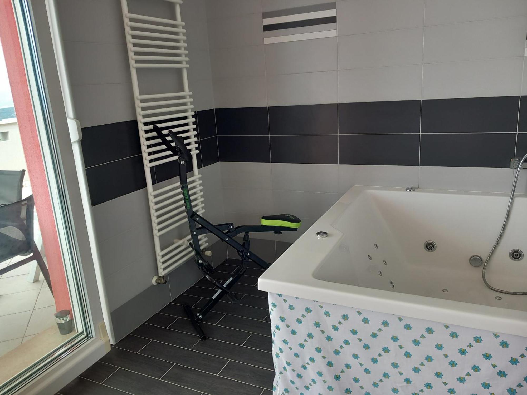 Apartman Barbara S Jacuzzijem Za Dvoje- Rijeka